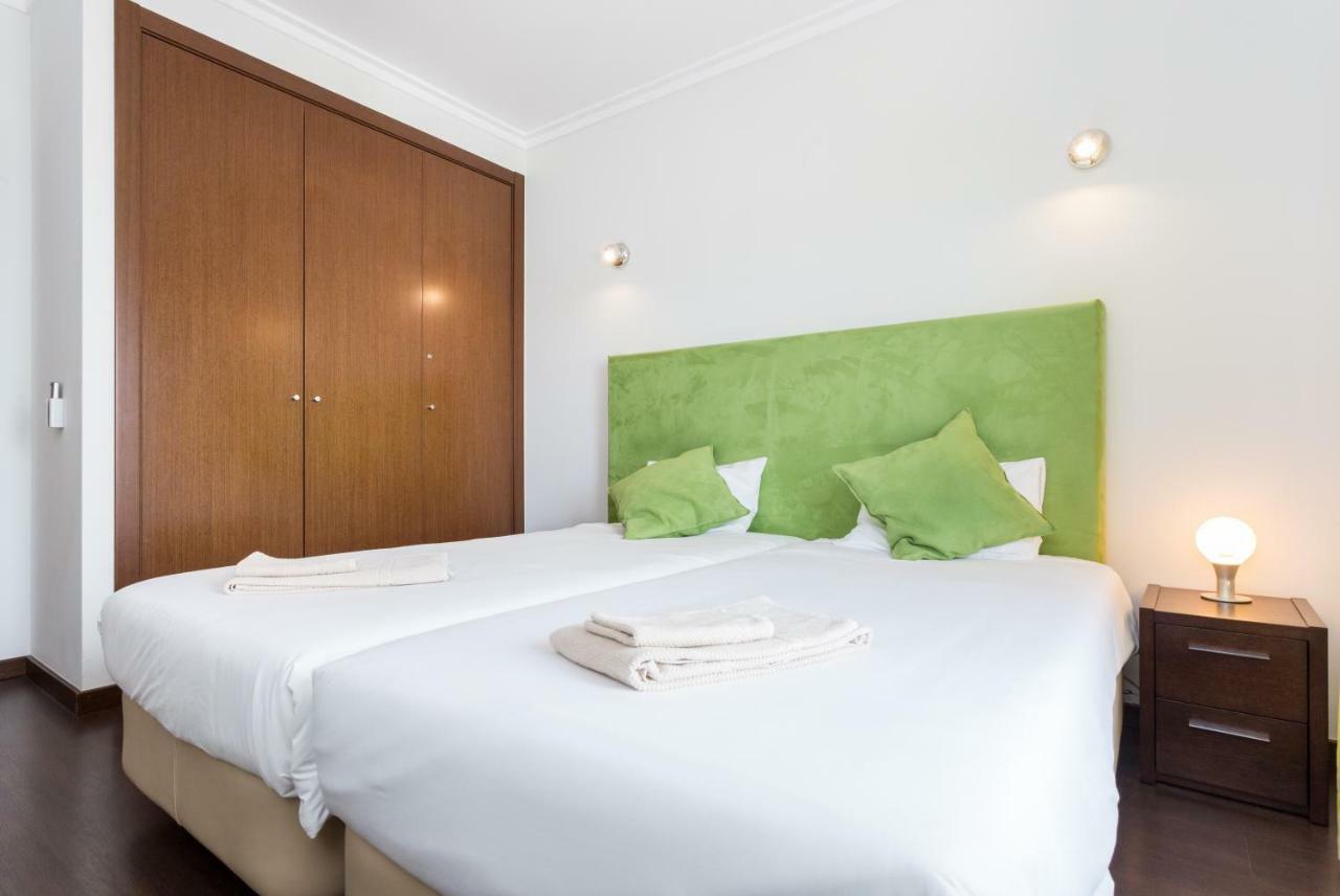 Lagos Marina Apartment With Pool & Gym Esterno foto